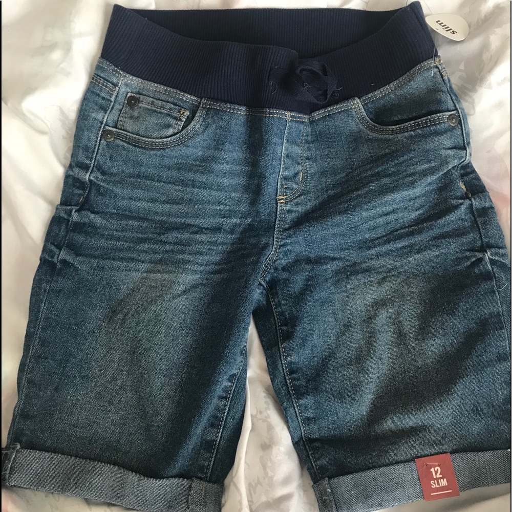 Bermuda Girls Size 12 Slim